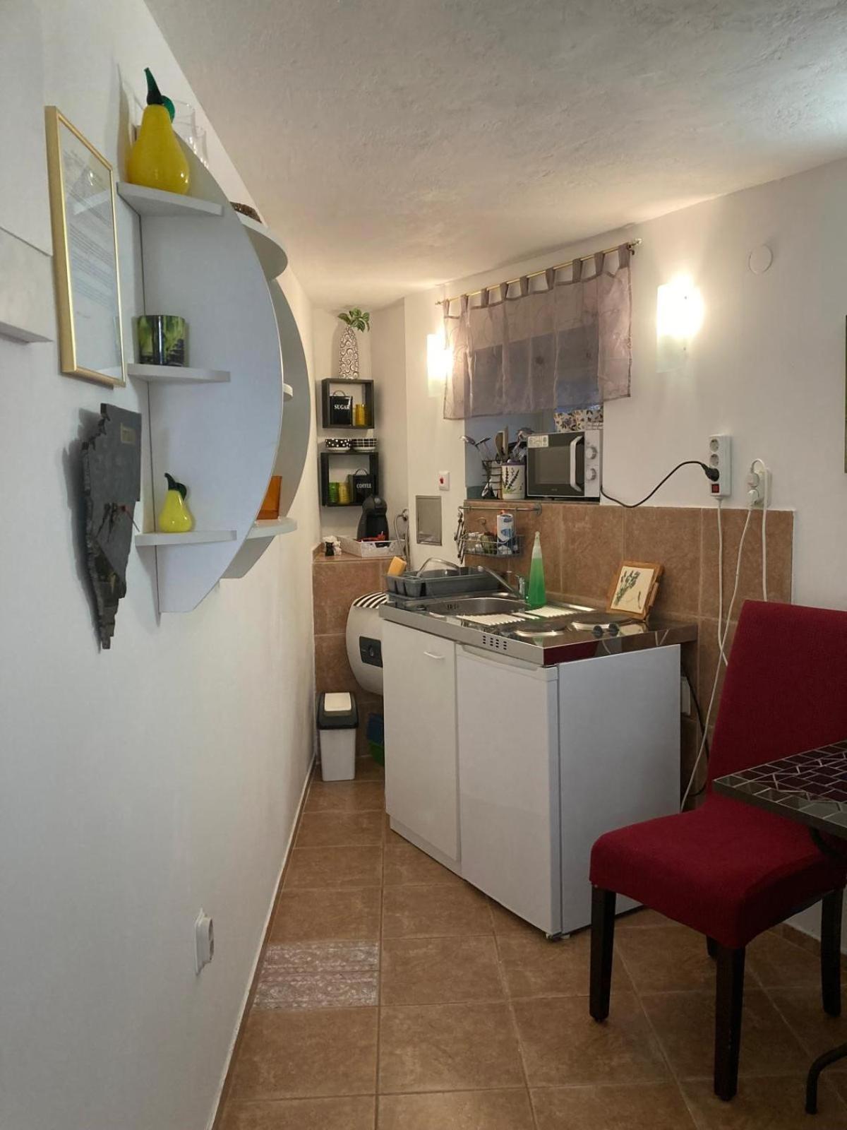 Apartments Lavandis Murter Bagian luar foto